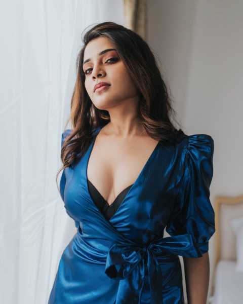 Aathmika Hot Beautiful HD Photoshoot Photos
