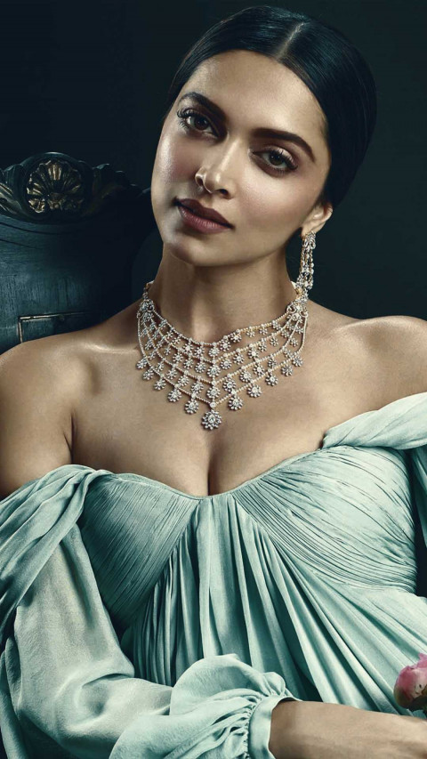 Actress Deepika Padukone Hot Dp Mobile Wallpapers HD