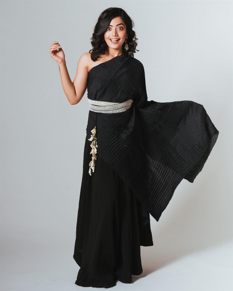 Actress Rashmika Mandanna Latest Photoshoot Pics HD