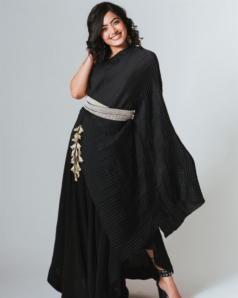 Actress Rashmika Mandanna Latest Photoshoot Pics HD