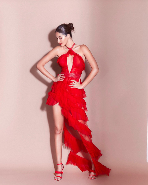 Ananya Panday Photos Download Full HD WhatsApp Dp Pics Images