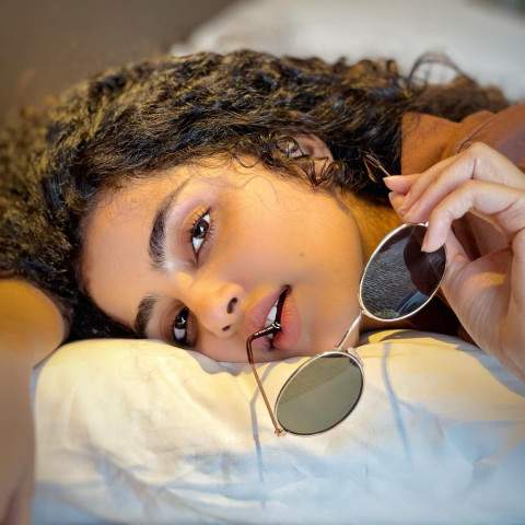 Anupama Parameswaran Latest Hot HD Phone Wallpapers