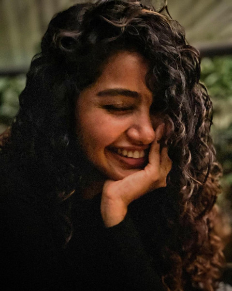 Anupama Parameswaran Latest Hot HD Photos Wallpapers