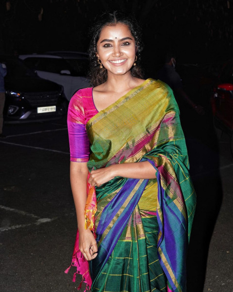 Anupama Parameswaran Latest Hot HD Photos Wallpapers
