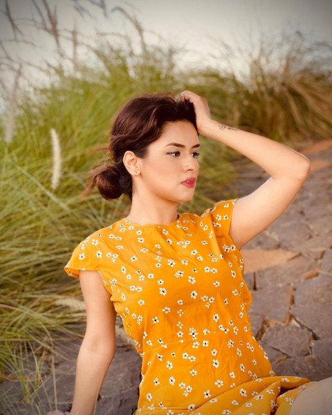 Avneet Kaur Hot Pic Download Full HD free