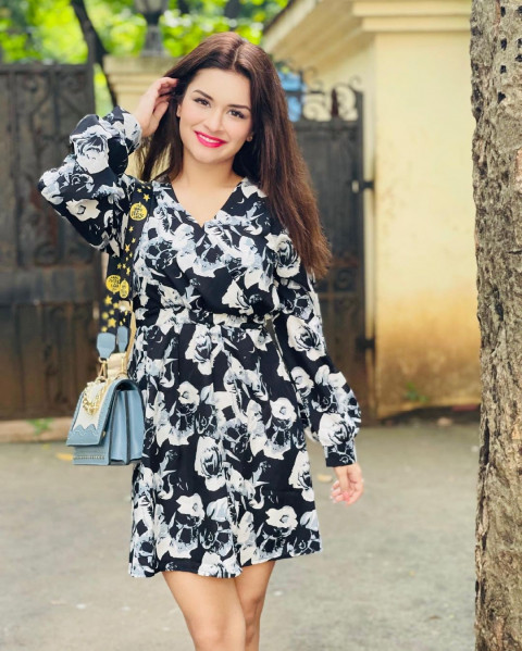 Avneet Kaur images Download Full HD