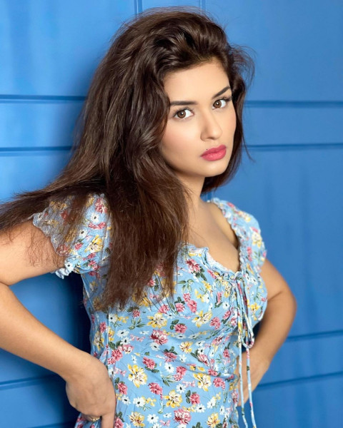 Avneet Kaur images Download HD Free