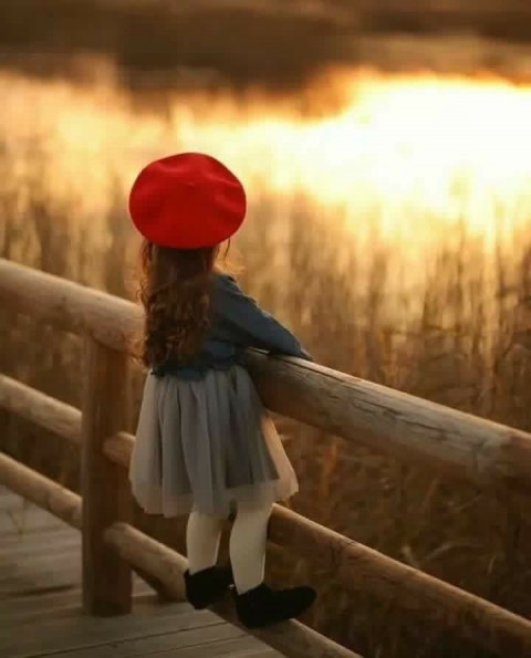 Baby Pose Wallpaper Download Dp