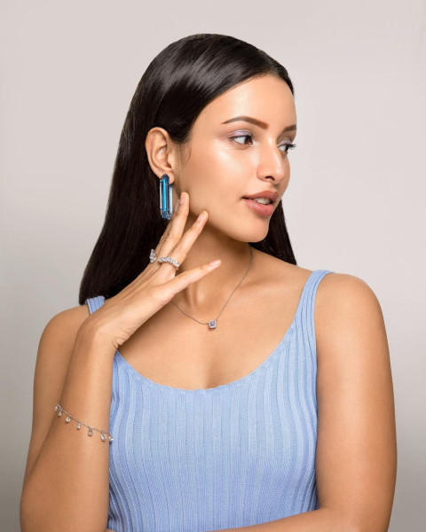 Beautiful Actress Tripti Dimri HD Wallpapers For Mobile WhatsApp DP