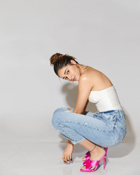 Beautiful Ananya Panday Photo Download Full HD WhatsApp Dp Pics Free