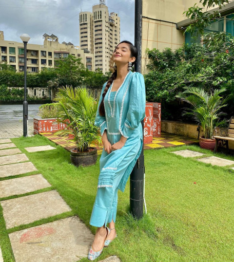 Beautiful Anushka Sen Tv Star Pictures HD WhatsApp