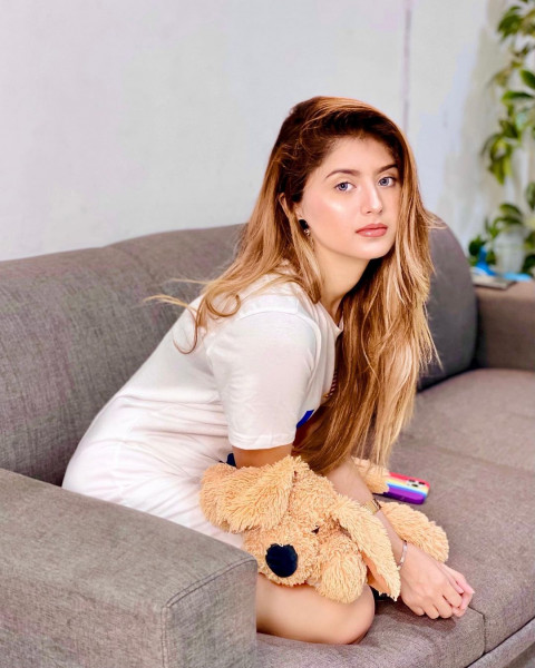 Beautiful Arishfa Khan Bold Look HD Pictures