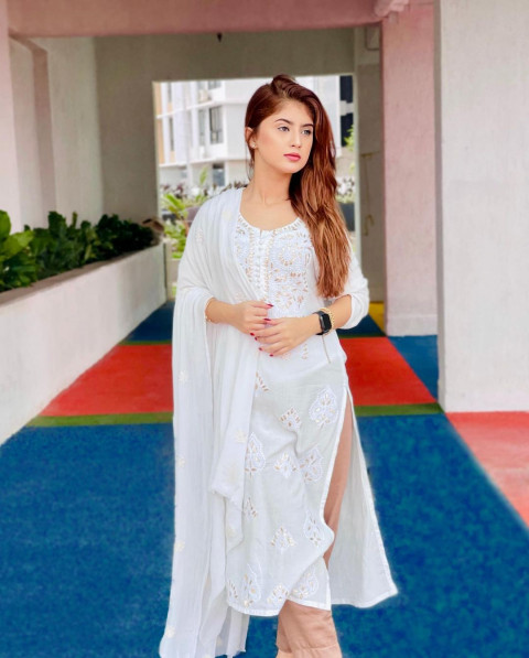 Beautiful Arishfa Khan Bold Look Pictures pic