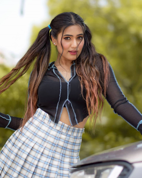 Beautiful Gima Ashi Pictures Full HD