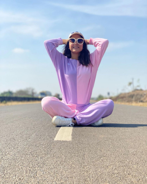 Beautiful Hina Khan Wallpaper For Mobile