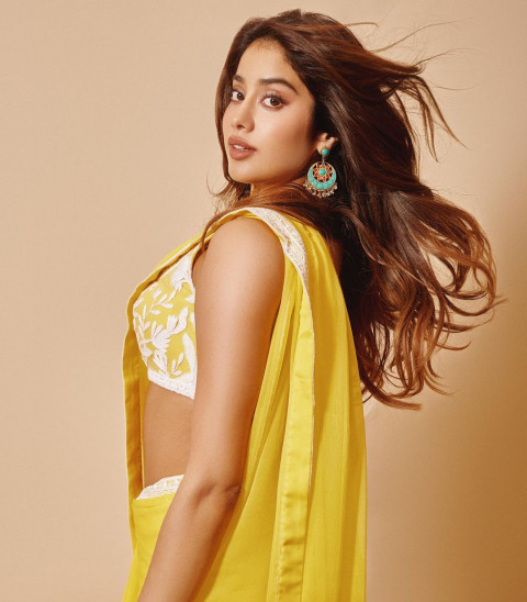 Beautiful Janhvikapoor Images Download Photos