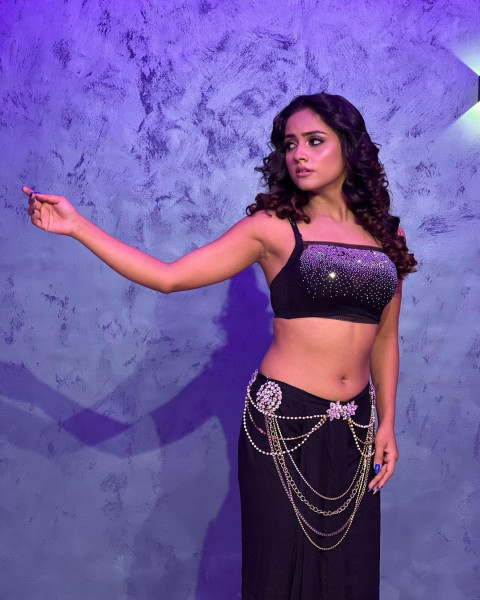 Beautiful Nisha Guragain Images Full HD Photos Status