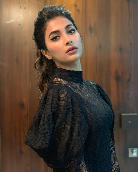 Beautiful Pooja Hegde Latest Hot Photoshoot Wallpaper Images