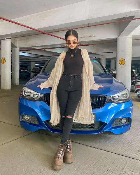 Beautiful Princess Anushka Sen Wallpaper Pics