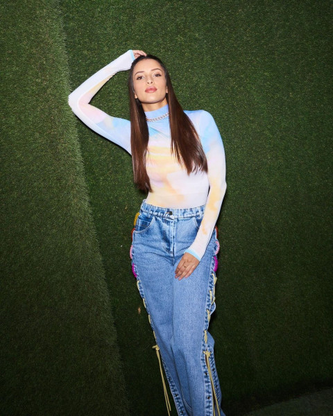 Beautiful Tripti Dimri New Photo for Mobile WhatsApp DP Images