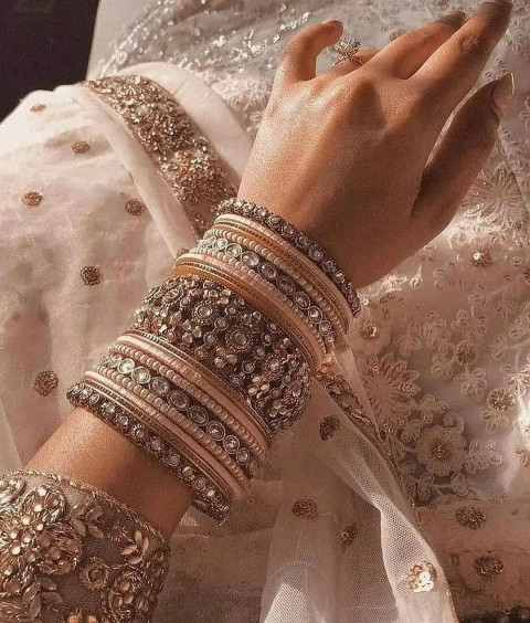 Beautiful Wedding Jewellery Photoshoot For Girls