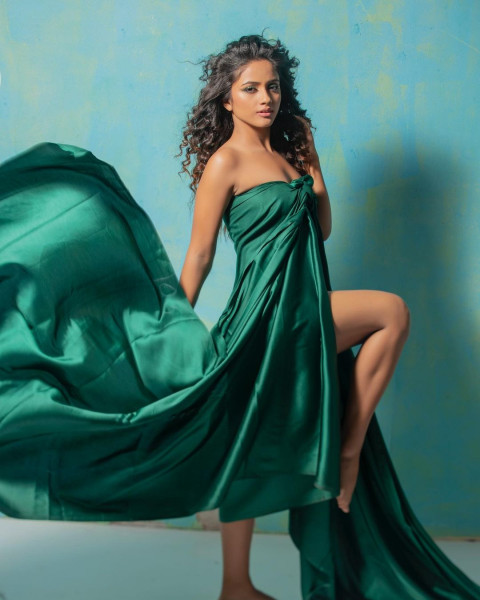 Best Nisha Guragain Wallpaper Download Dp