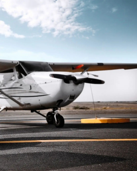 Blur Flight Background For Cb Picsart