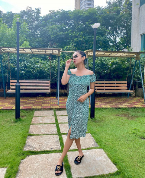 Cute Anushka Sen Wallpaper Images For DP Free