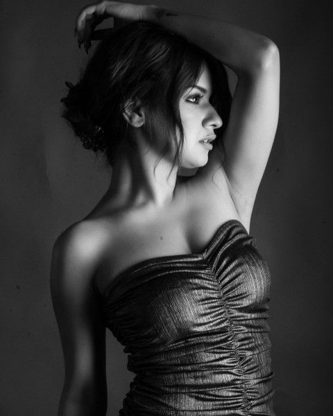 Cute Avneet Kaur HD Wallpapers Photos Images