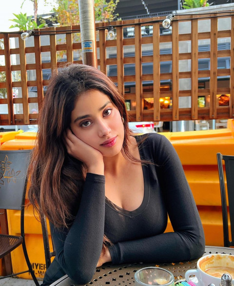 Cute Janhvi Kapoor Photoshoot Images