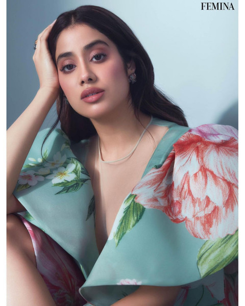 Cute Janhvi Kapoor Photoshoot Images DpDp