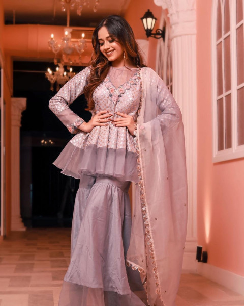 Cute Jannat Zubair HD Wallpapers dp Photos Images