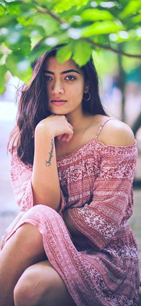 Cute Rashmika Mandanna Beautiful images Mobile Wallpapers