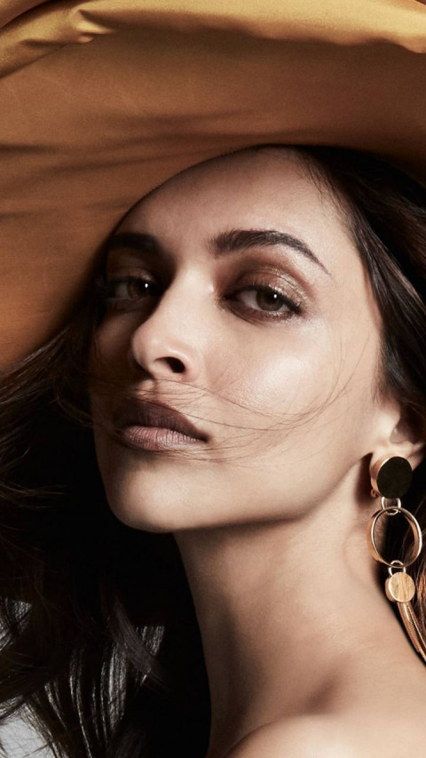 Deepika Padukone Photos Mobile Dp Wallpapers Images