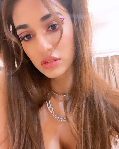 Disha Patani Images Photos HD For WhatsApp DP