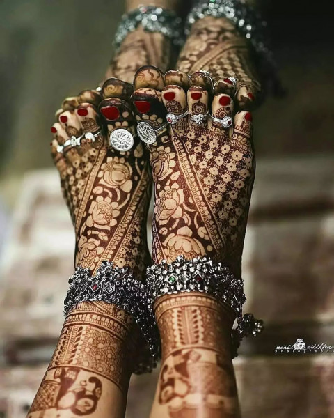 Dulhan Full Hand Mehndi Design Pictures For Wedding
