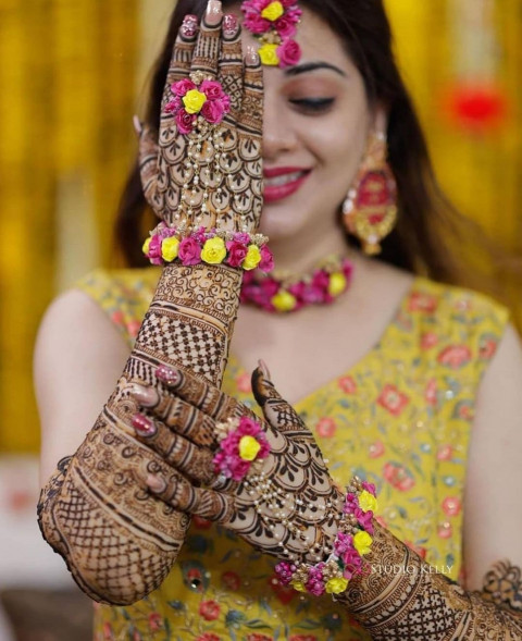 Dulhan Hand Mehandi Desing Pictures For Pre Wedding