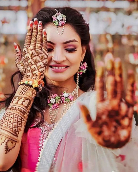 Dulhan Hand Mehandi Desing Pictures For Pre Wedding