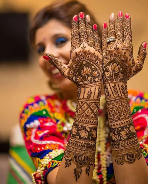 Dulhan Hand Mehandi Desing Pictures For Pre Wedding