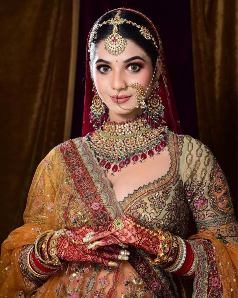 Dulhan Jewellery Photoshoot Wallpapers For Wedding