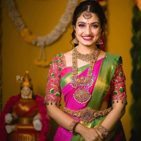 Dulhan Photoshoot Pose Ideas Pictures For Wedding