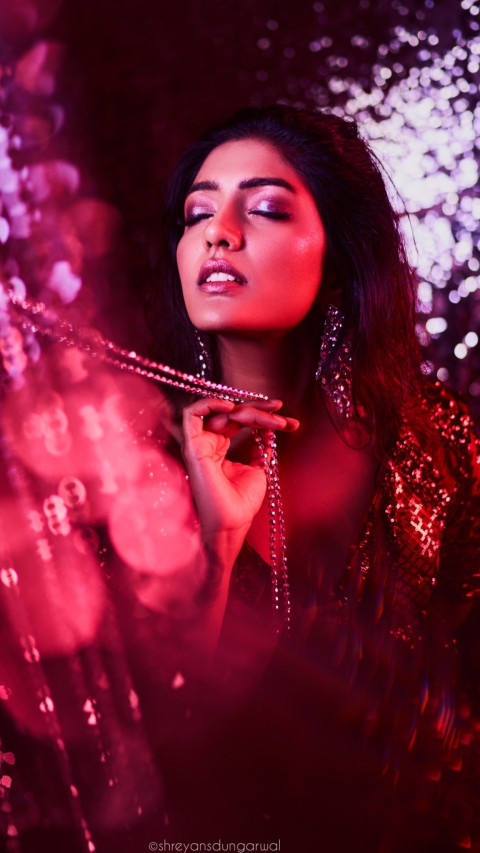 Eesha Rebba HD Photos & Wallpapers For Mobile