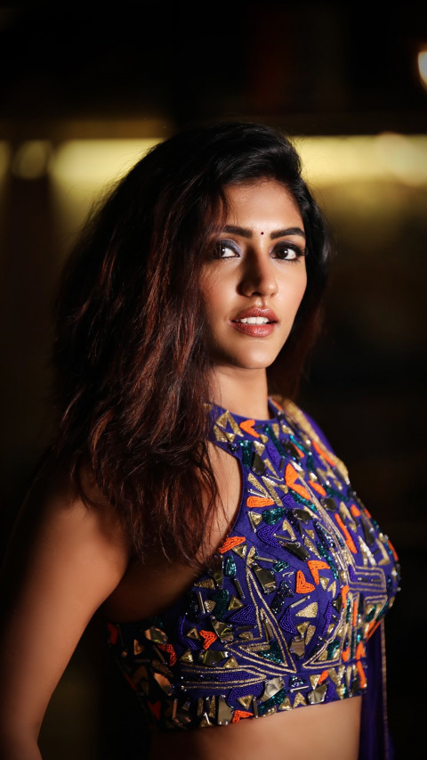Eesha Rebba HD Photos & Wallpapers For Mobile