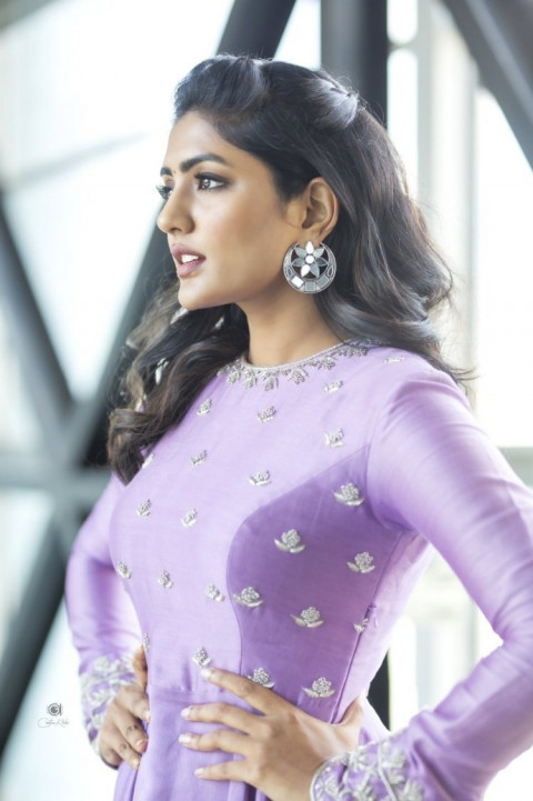 Eesha Rebba Hot Beautiful HD Photos Wallpapers