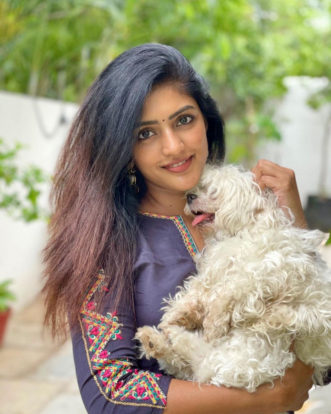 Eesha Rebba Hot HD Photos Wallpapers Instagram