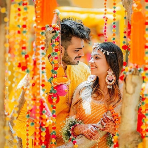 Haldi Photoshoot Girl PICTURES For Pre Wedding Wallpapers