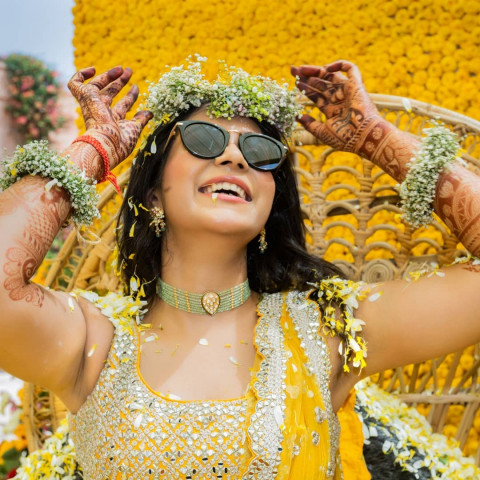 Haldi Pre Wedding Photoshoot Dresse Pictures HD