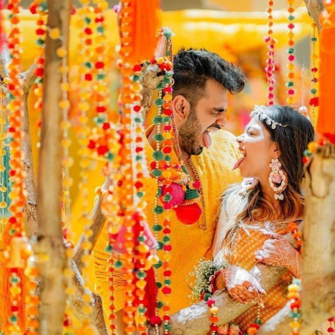 Haldi Pre Wedding Photoshoot Dresse Pictures HD