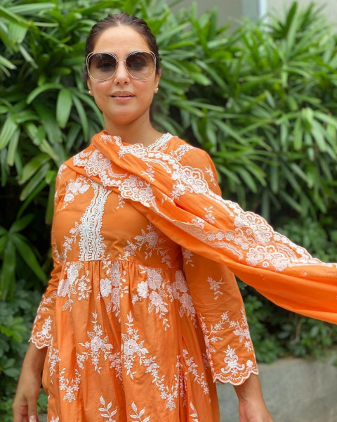Hina Khan Cute Wallpaper Images Photos DP HD