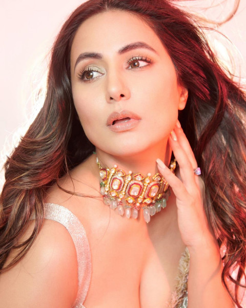 Hina Khan Pictures For WhatsApp Wallpaper Pic